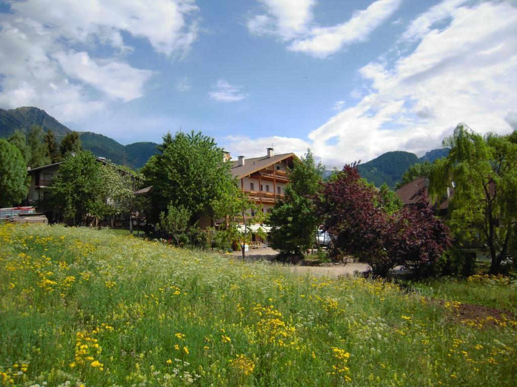 Albergo Bellaria Carano  Εξωτερικό φωτογραφία